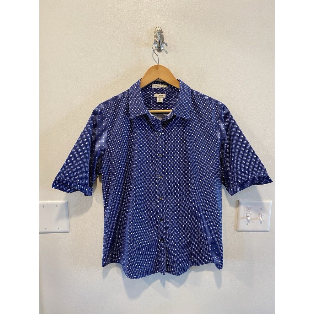 L.L. Bean Women's Wrinkle Free Short Sleeve Shirt Size Medium Blue Polka Dot